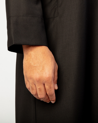 Saudi Qamis "Cashmere Elite" Zwart