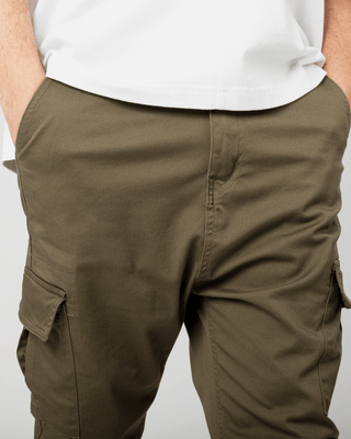 Groene Cargo Essential van New Heritage.