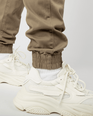 Beige Cargo Essential van New Heritage.