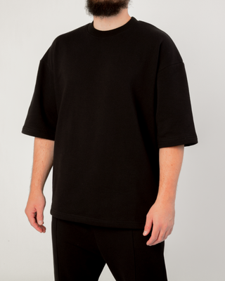 OVERSIZED T-SHIRT ZWART