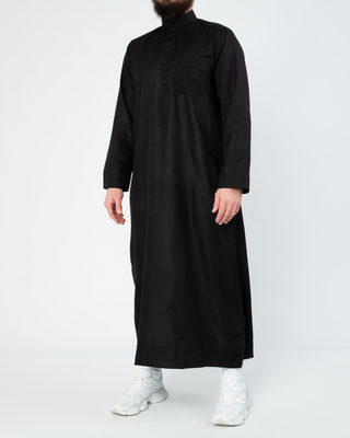 Saudi Qamis Nightfall