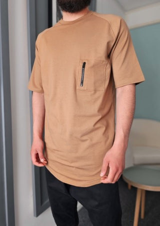 Lang T-shirt 'Technical' Camel van Qawy