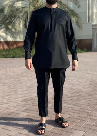 Nigerian Suit Nayja Zwart van Custom Qamis